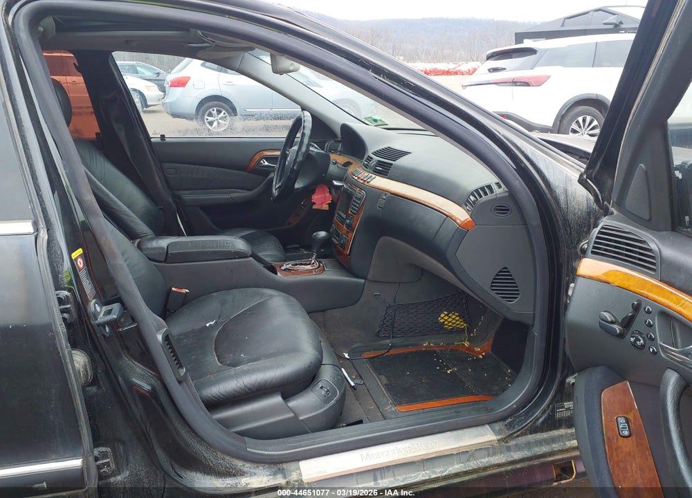 2001 MERCEDES-BENZ S 430 VIN: WDBNG70JX1A218234