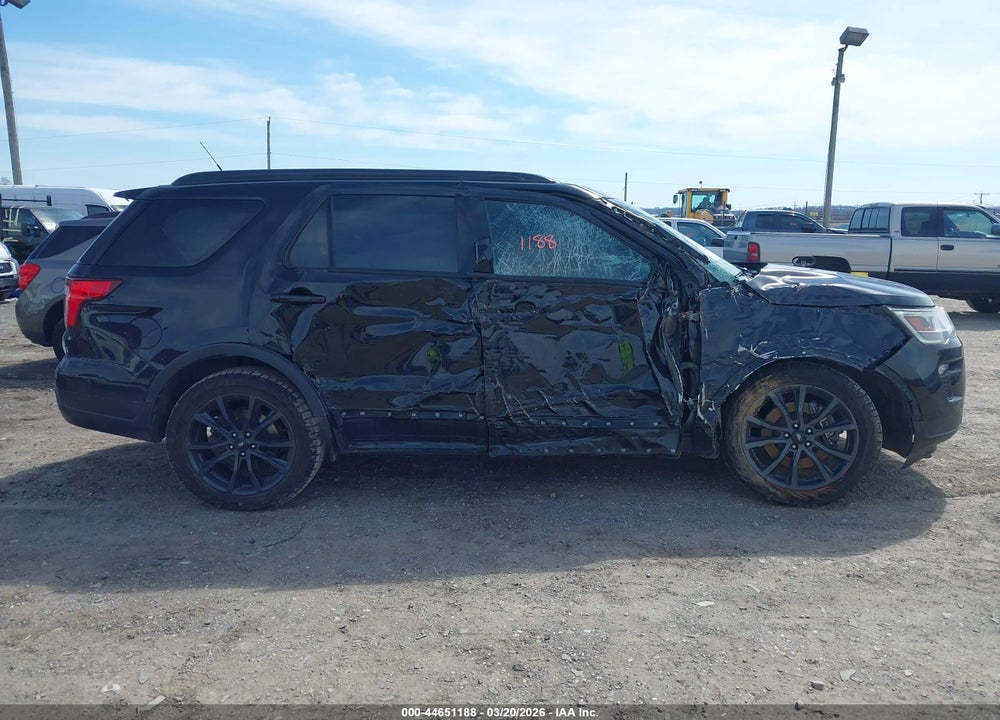 2019 FORD EXPLORER XLT VIN: 1FM5K8D89KGA99535