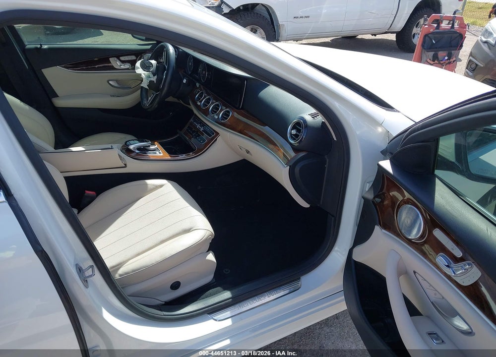 2019 MERCEDES-BENZ E-CLASS VIN: WDDZF4JB0KA552243