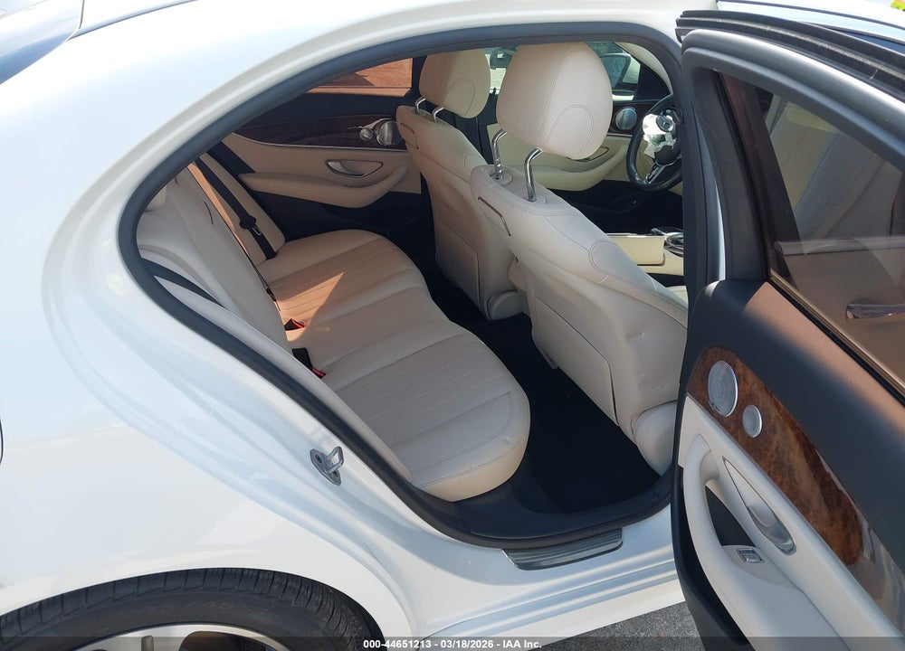 2019 MERCEDES-BENZ E-CLASS VIN: WDDZF4JB0KA552243