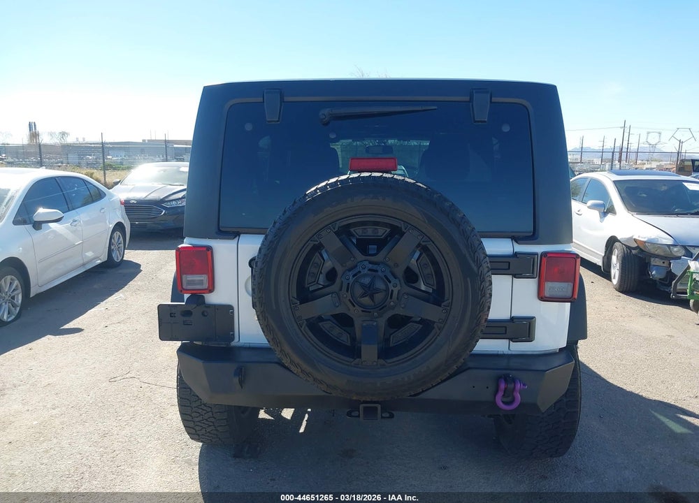 2018 JEEP WRANGLER JK UNLIMITED SPORT S 4X4 VIN: 1C4BJWDG2JL814747