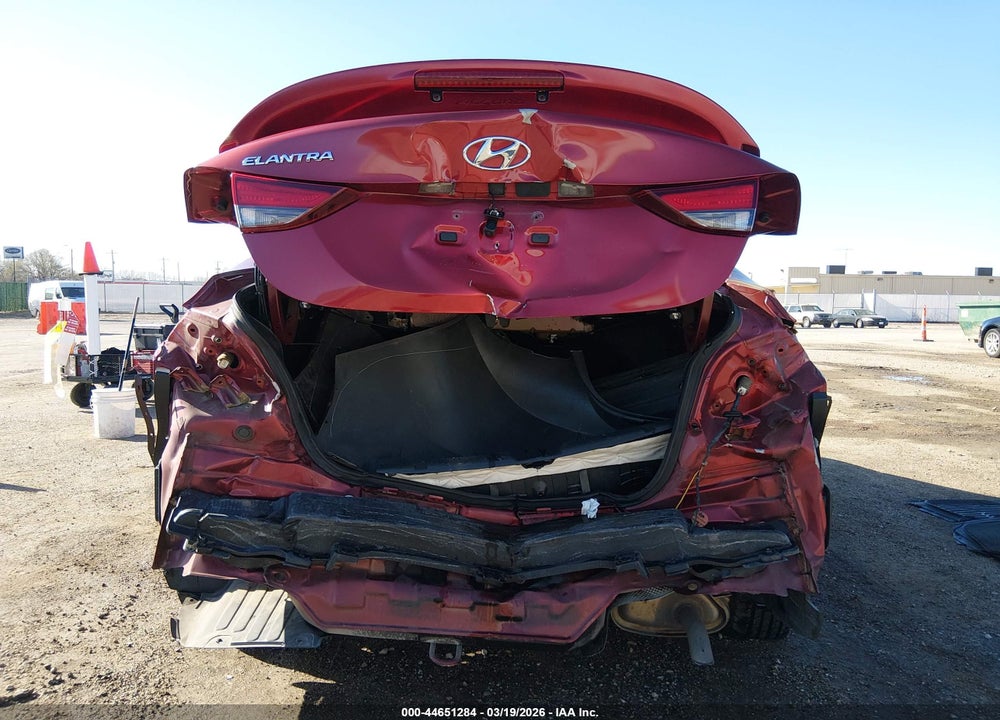 2014 HYUNDAI ELANTRA SE VIN: 5NPDH4AE0EH535772