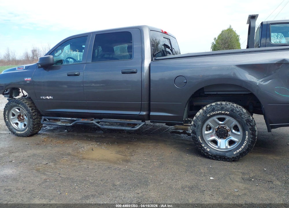 2020 RAM 2500 TRADESMAN  4X4 6'4 BOX VIN: 3C6UR5CJ9LG123117
