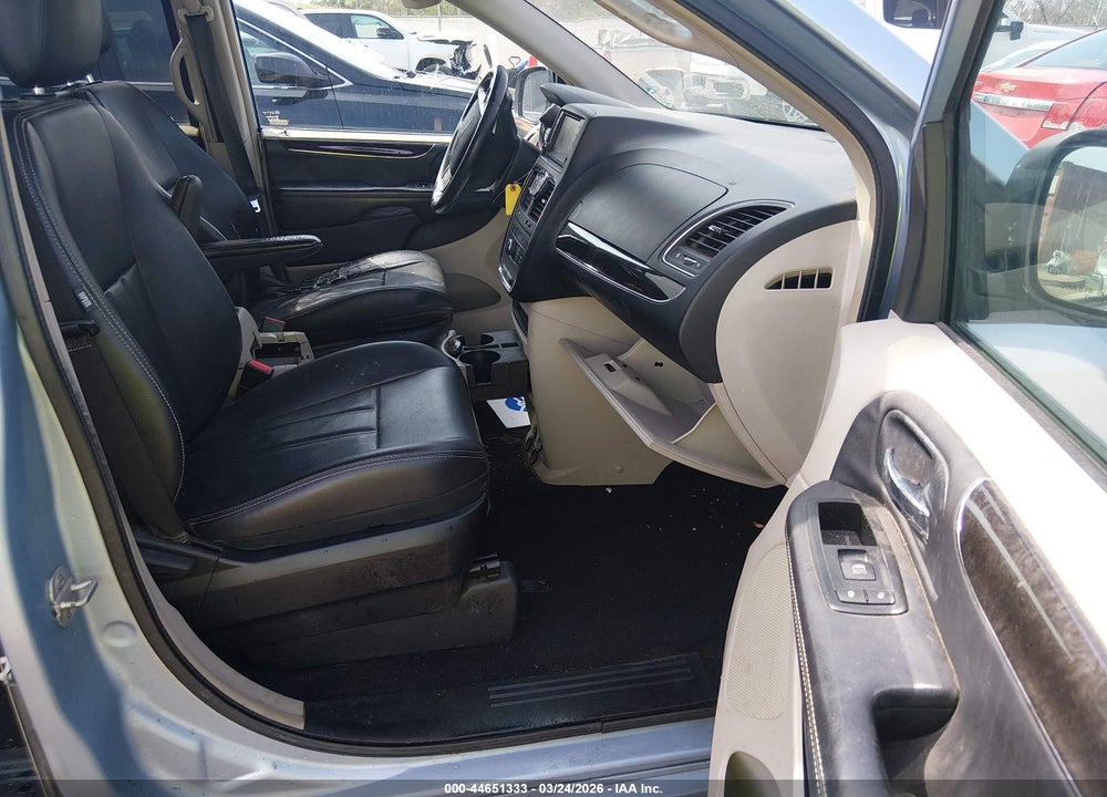 2013 CHRYSLER TOWN & COUNTRY TOURING VIN: 2C4RC1BGXDR605539