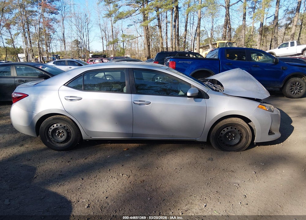 2017 TOYOTA COROLLA LE VIN: 5YFBURHE8HP570508
