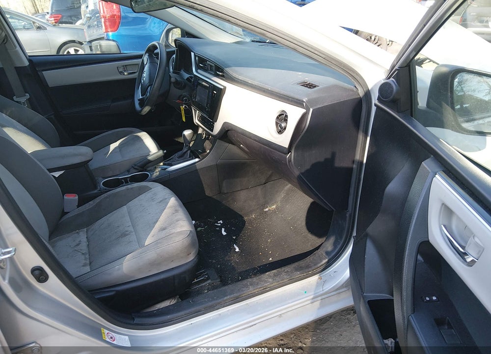 2017 TOYOTA COROLLA LE VIN: 5YFBURHE8HP570508