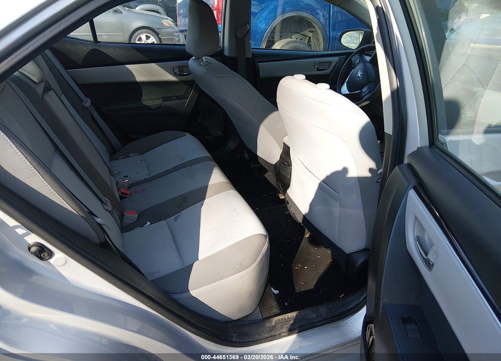 2017 TOYOTA COROLLA LE VIN: 5YFBURHE8HP570508