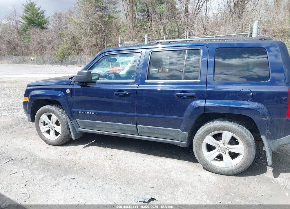 2014 JEEP PATRIOT LATITUDE VIN: 1C4NJRFB9ED521802