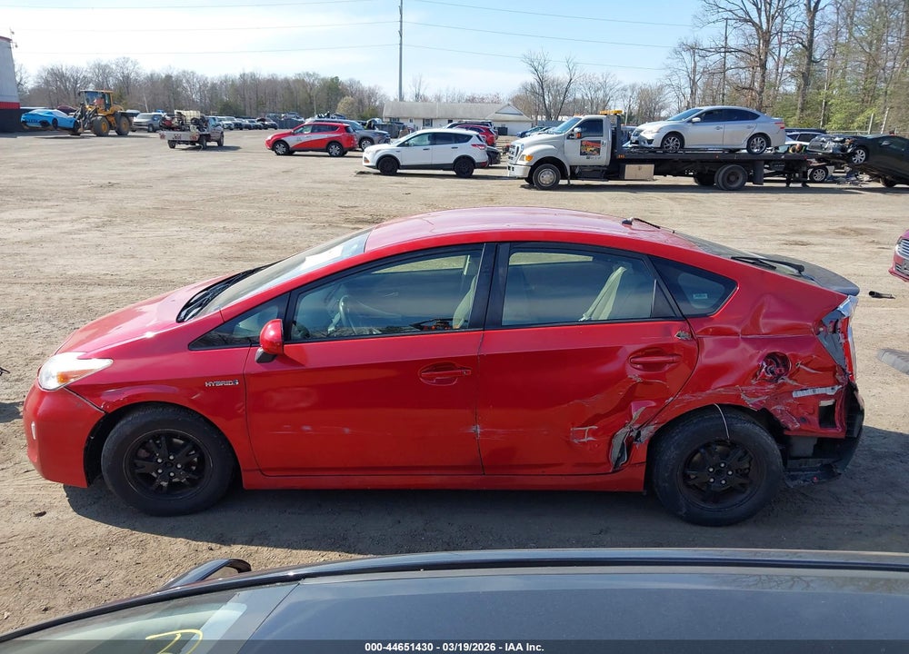 2015 TOYOTA PRIUS TWO VIN: JTDKN3DU5F1944419