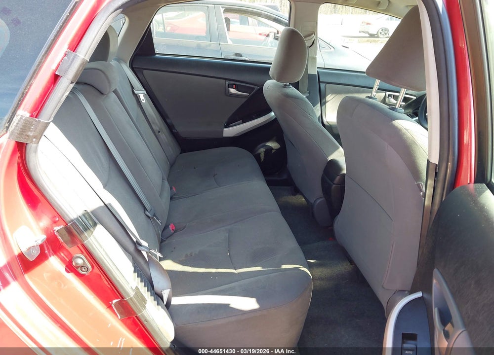 2015 TOYOTA PRIUS TWO VIN: JTDKN3DU5F1944419