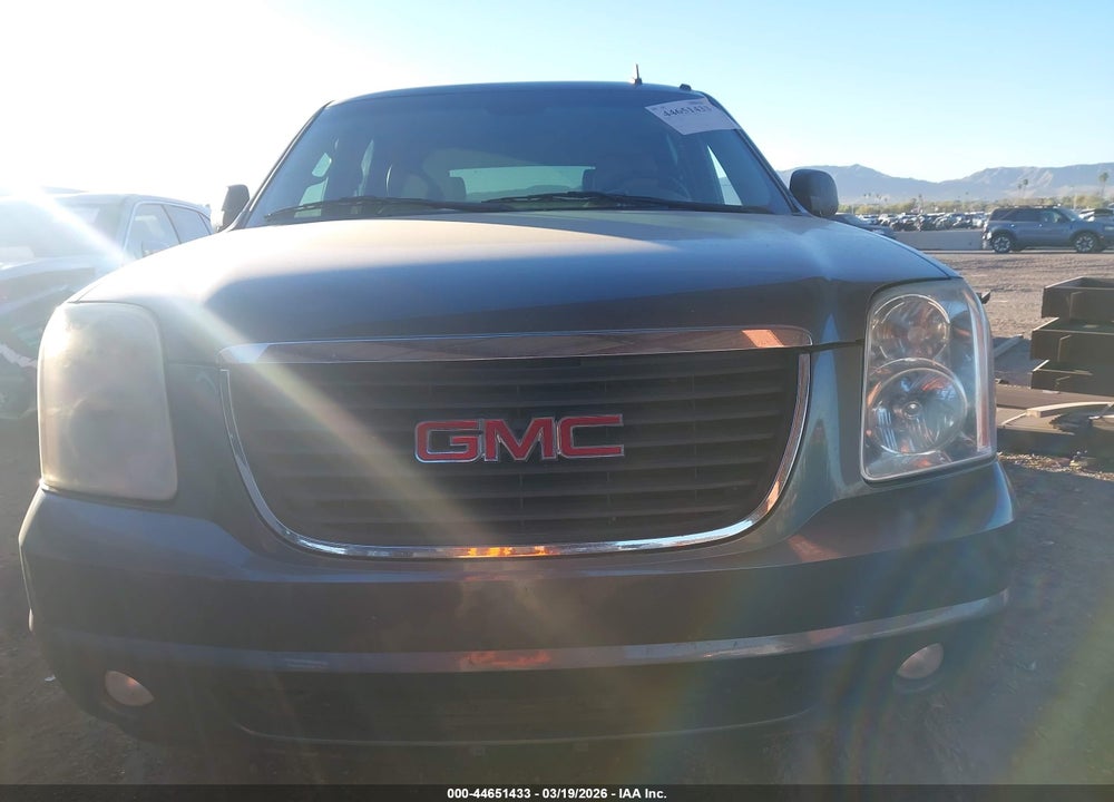 2009 GMC YUKON SLT2 VIN: 1GKFK33009R246903