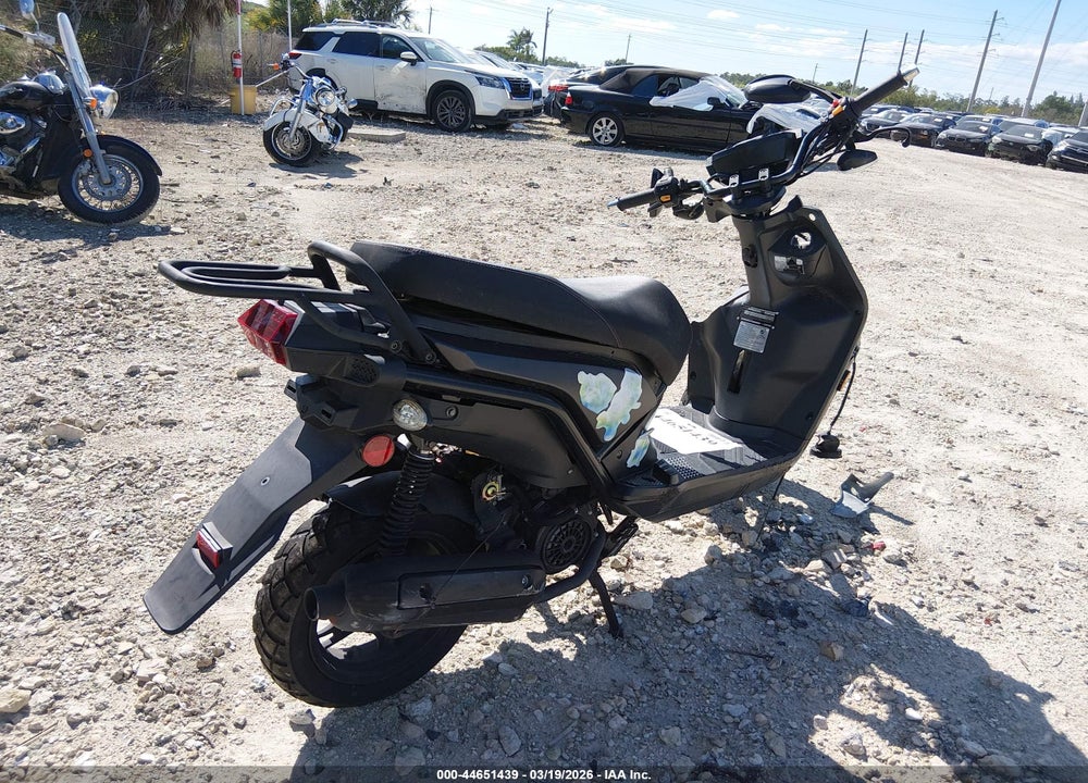 2024 SCOOTER OTHER VIN: L5YTCKAUXR1151770