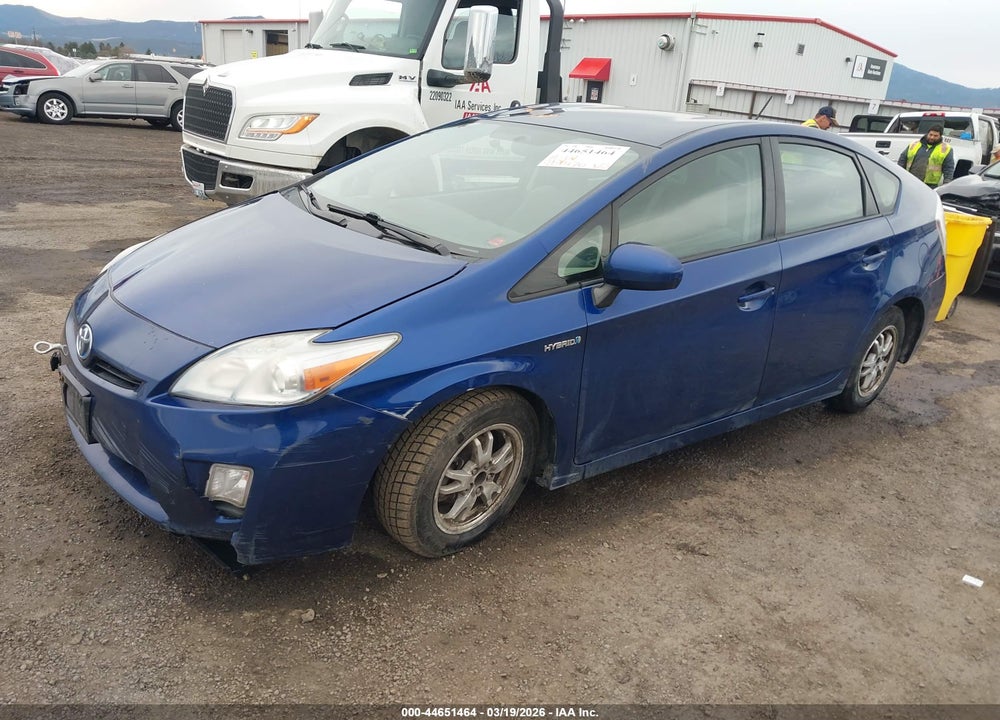 2011 TOYOTA PRIUS TWO VIN: JTDKN3DU5B0254203