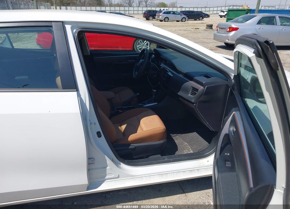 2015 TOYOTA COROLLA LE VIN: 5YFBURHE8FP287295