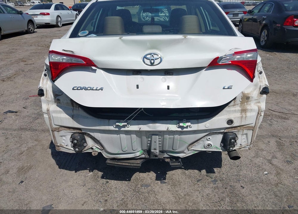 2015 TOYOTA COROLLA LE VIN: 5YFBURHE8FP287295