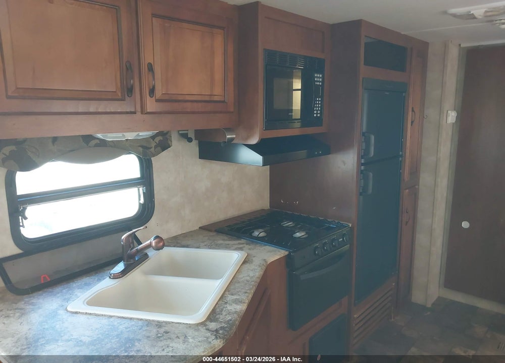 2013 COACHMEN CATALINA VIN: 5ZT2CASB5DT004004