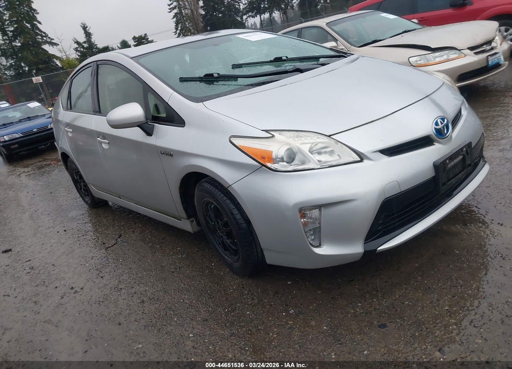 2013 TOYOTA PRIUS TWO VIN: JTDKN3DU2D5630071