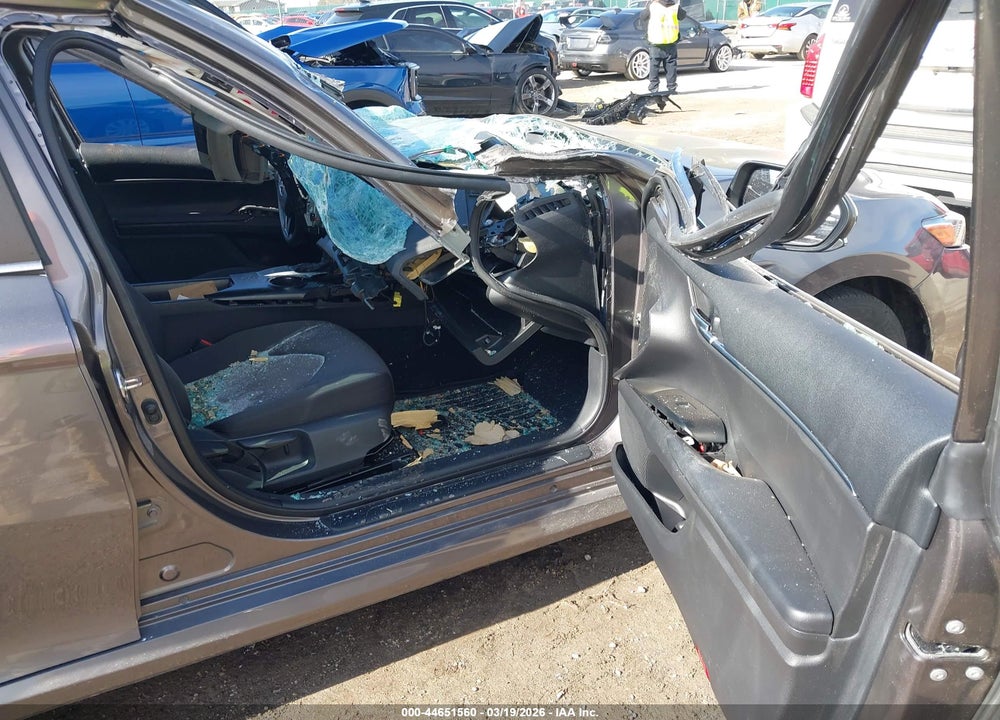 2020 TOYOTA CAMRY LE VIN: 4T1C11AK1LU369622