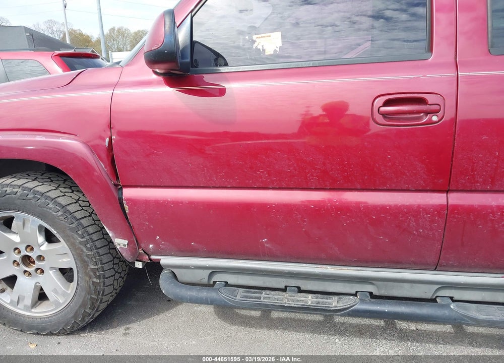 2004 CHEVROLET TAHOE Z71 VIN: 1GNEK13Z94R285631