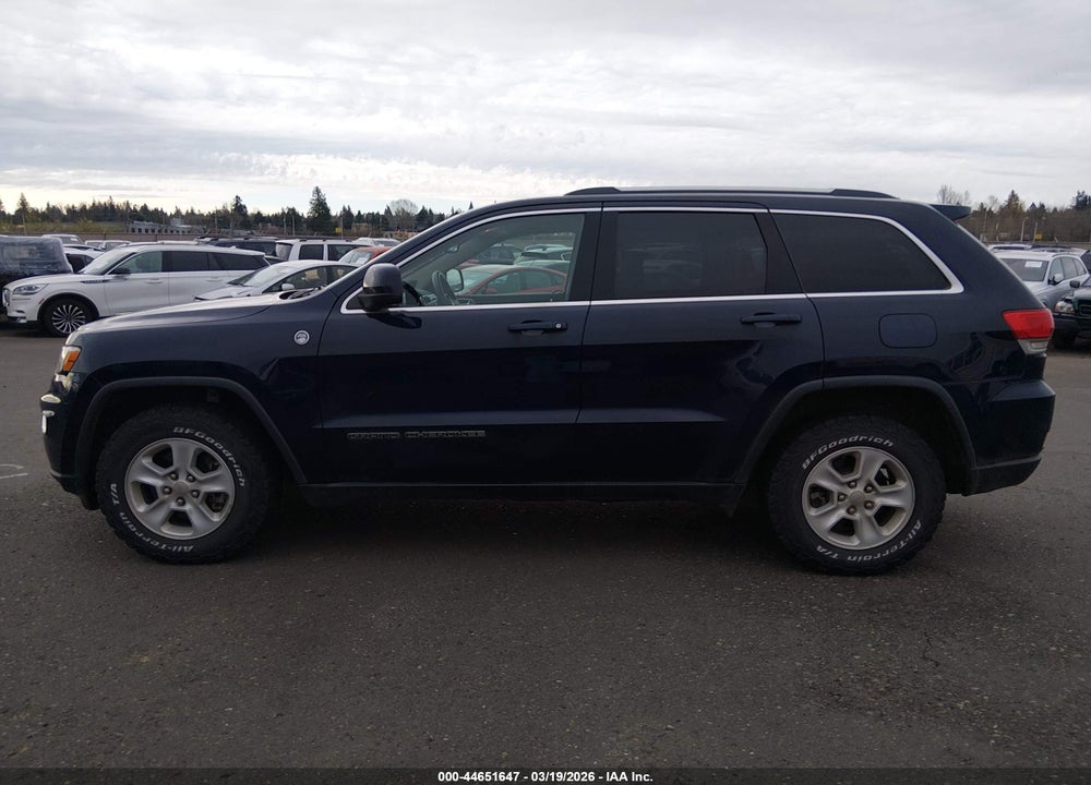2017 JEEP GRAND CHEROKEE LAREDO 4X4 VIN: 1C4RJFAG7HC889201