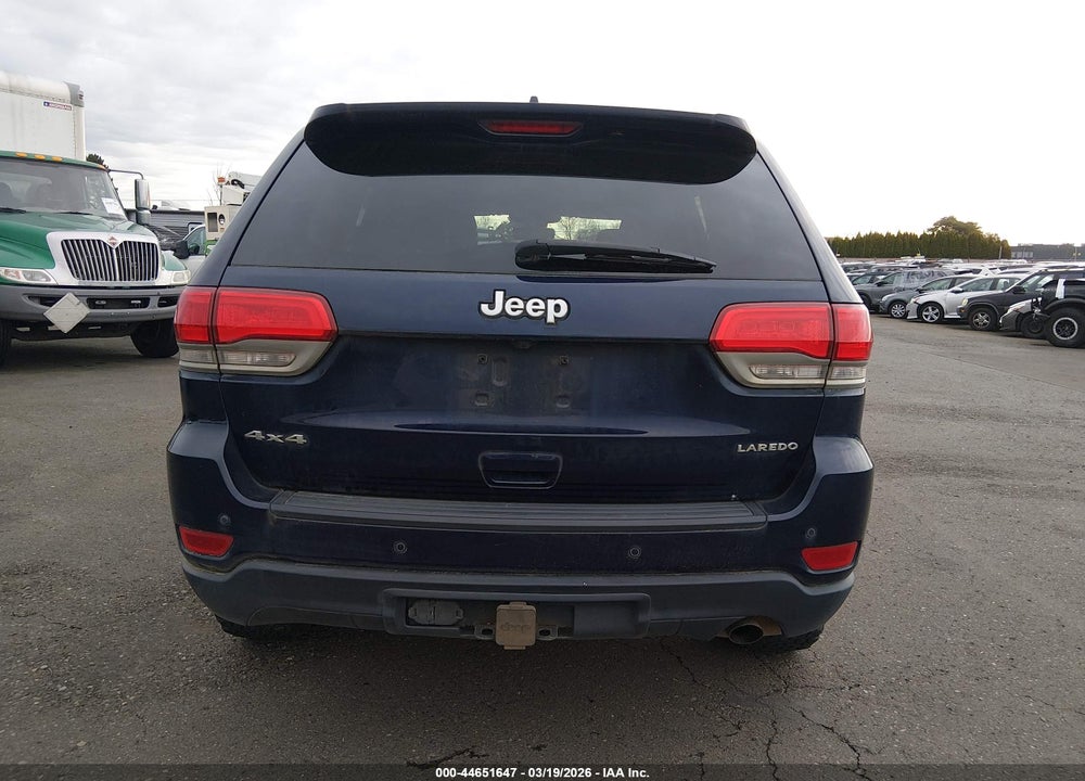 2017 JEEP GRAND CHEROKEE LAREDO 4X4 VIN: 1C4RJFAG7HC889201