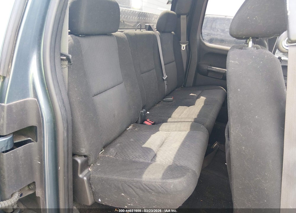 2011 CHEVROLET SILVERADO 1500 LT VIN: 1GCRKSE39BZ245488