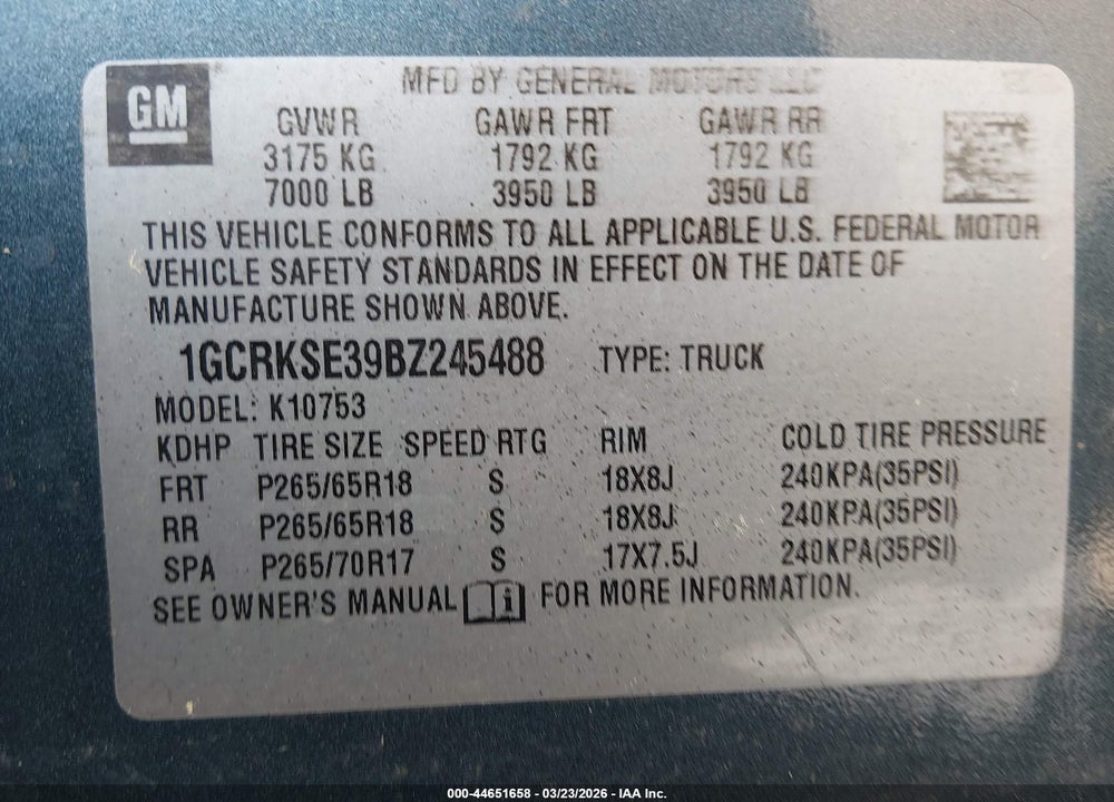 2011 CHEVROLET SILVERADO 1500 LT VIN: 1GCRKSE39BZ245488