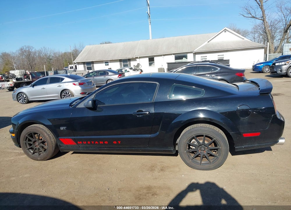2005 FORD MUSTANG GT DELUXE/GT PREMIUM VIN: 1ZVFT82H055164407