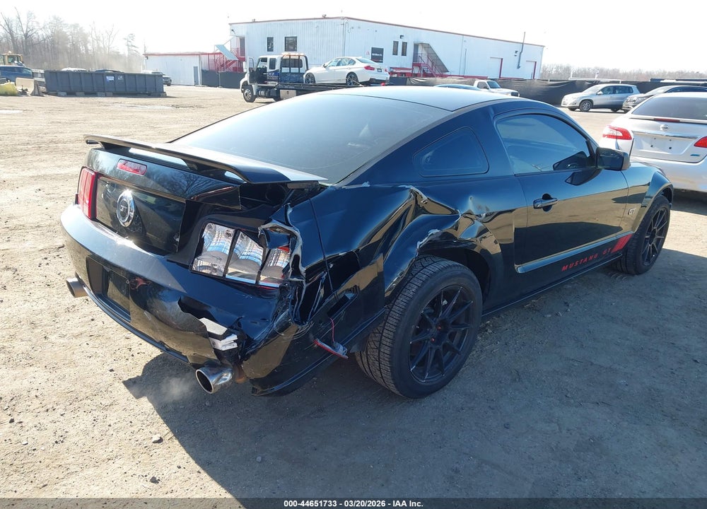 2005 FORD MUSTANG GT DELUXE/GT PREMIUM VIN: 1ZVFT82H055164407