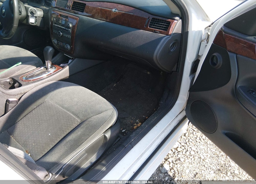2011 CHEVROLET IMPALA LT VIN: 2G1WG5EK6B1317231