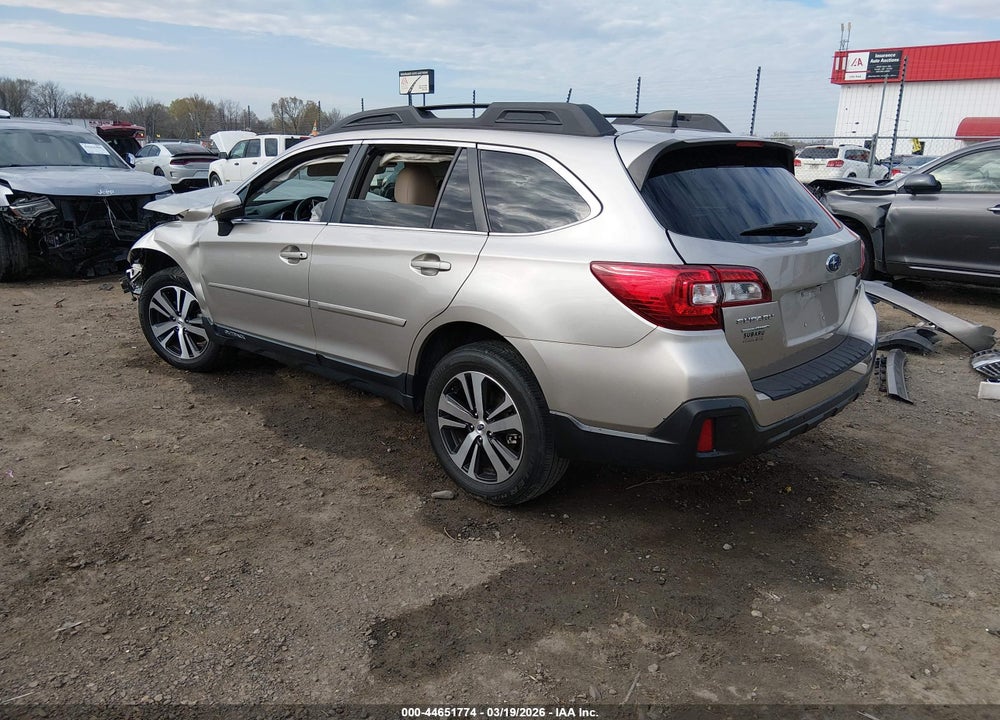 2018 SUBARU OUTBACK 2.5I LIMITED VIN: 4S4BSANC4J3348875