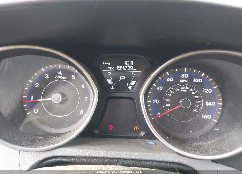2012 HYUNDAI ELANTRA GLS VIN: 5NPDH4AE7CH068671