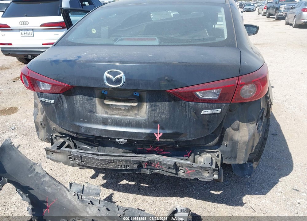 2018 MAZDA 3 SPORT VIN: 3MZBN1U78JM191864