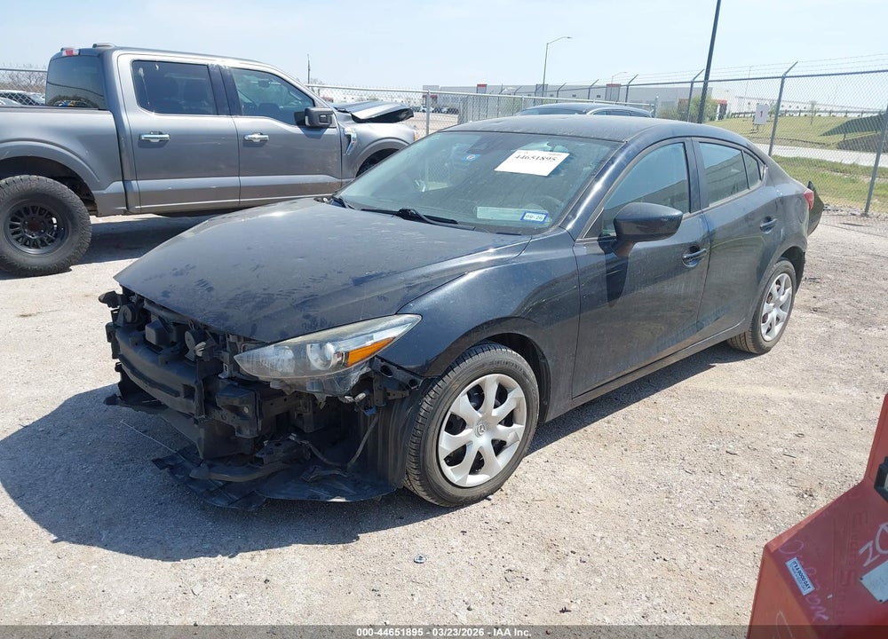 2018 MAZDA 3 SPORT VIN: 3MZBN1U78JM191864