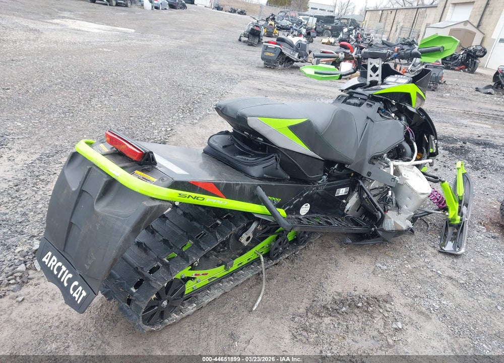 2019 ARCTIC CAT ZR 8000 VIN: 4UF19SNW5KT102374