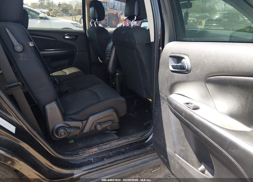 2011 DODGE JOURNEY MAINSTREET VIN: 3D4PG1FG8BT518418