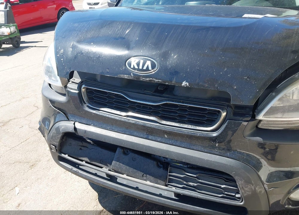 2013 KIA SOUL + VIN: KNDJT2A60D7750215