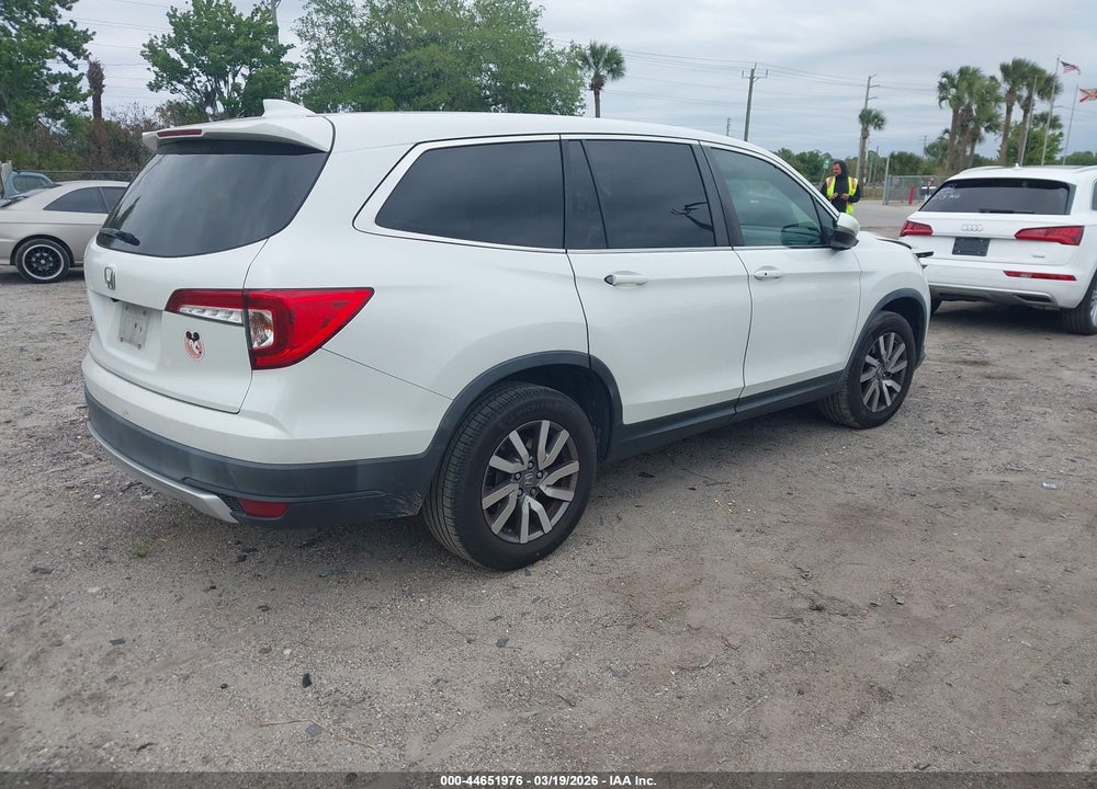 2021 HONDA PILOT 2WD EX VIN: 5FNYF5H34MB010695