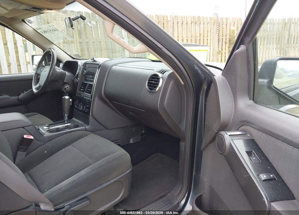2009 FORD EXPLORER XLT VIN: 1FMEU73E89UA34778