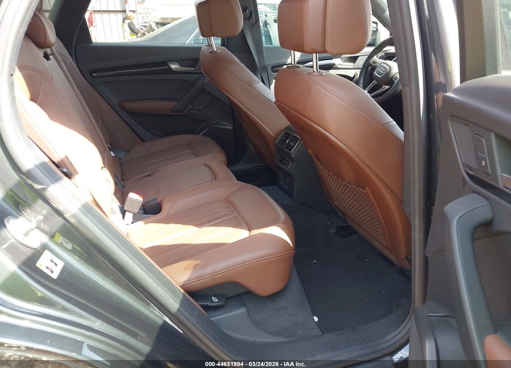 2018 AUDI Q5 2.0T PREMIUM/2.0T TECH PREMIUM VIN: WA1BNAFY4J2099709