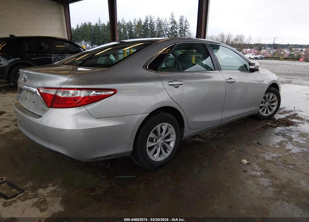 2016 TOYOTA CAMRY LE VIN: 4T4BF1FK0GR535372