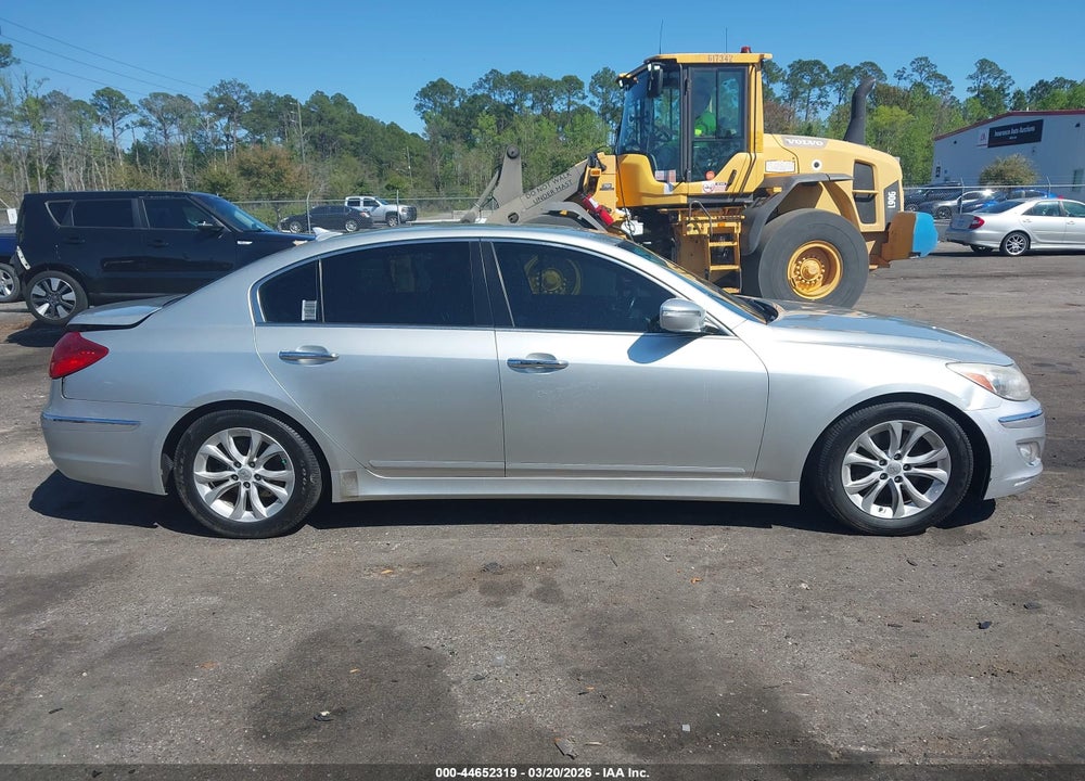 2013 HYUNDAI GENESIS 3.8 VIN: KMHGC4DD6DU209375