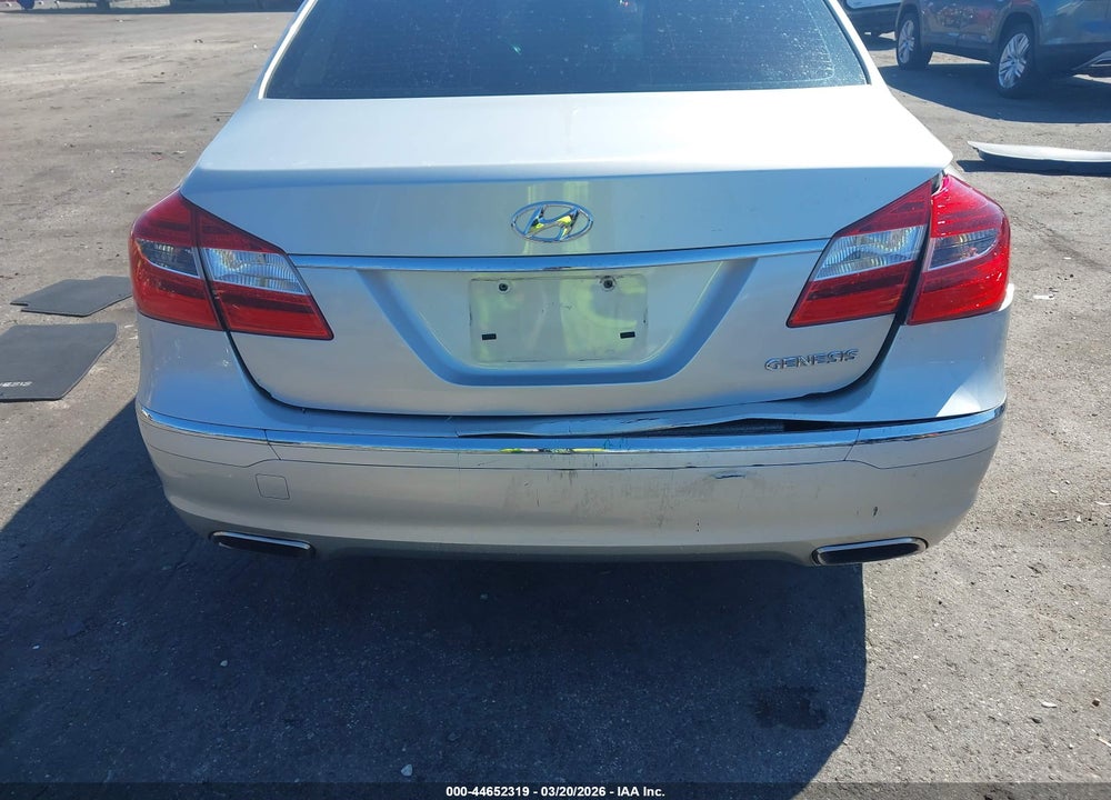 2013 HYUNDAI GENESIS 3.8 VIN: KMHGC4DD6DU209375