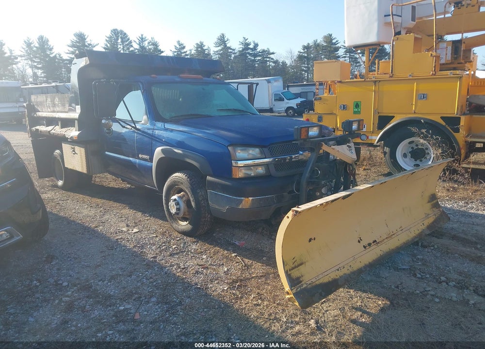2004 CHEVROLET SILVERADO 3500 CHASSIS WORK TRUCK VIN: 1GBJK34U94E257538