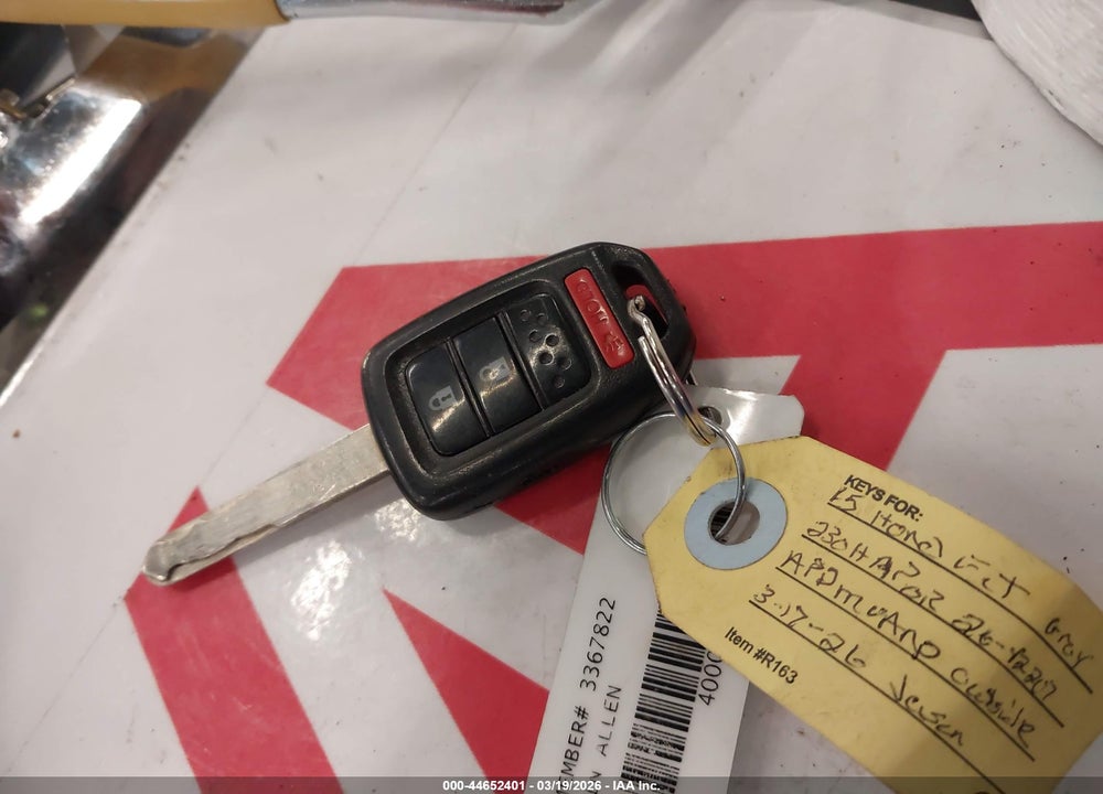 2015 HONDA FIT LX VIN: 3HGGK5H59FM710804