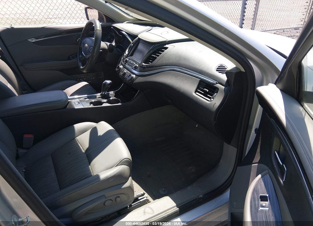 2018 CHEVROLET IMPALA 1LT VIN: 2G1105S33J9112414