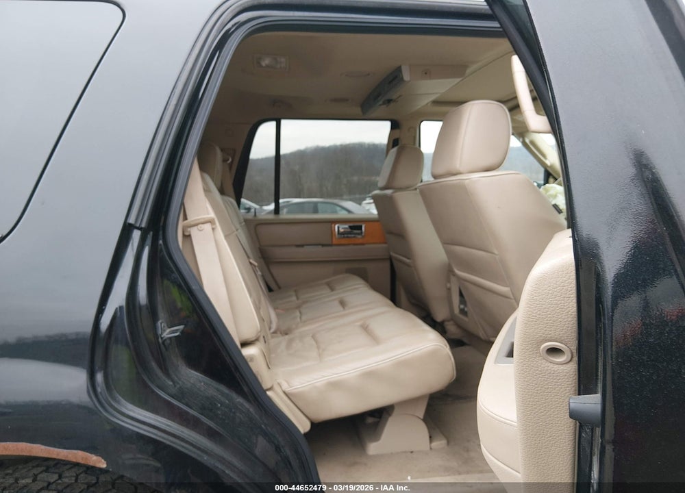 2008 LINCOLN NAVIGATOR VIN: 5LMFU28518LJ20208