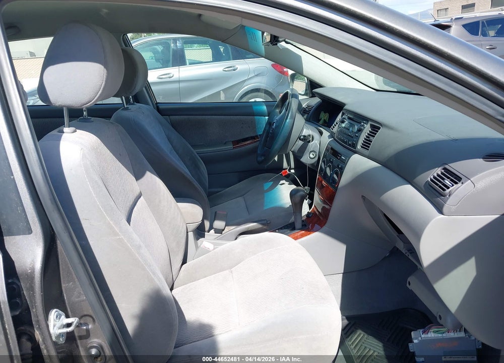 2005 TOYOTA COROLLA LE VIN: 1NXBR32EX5Z371915