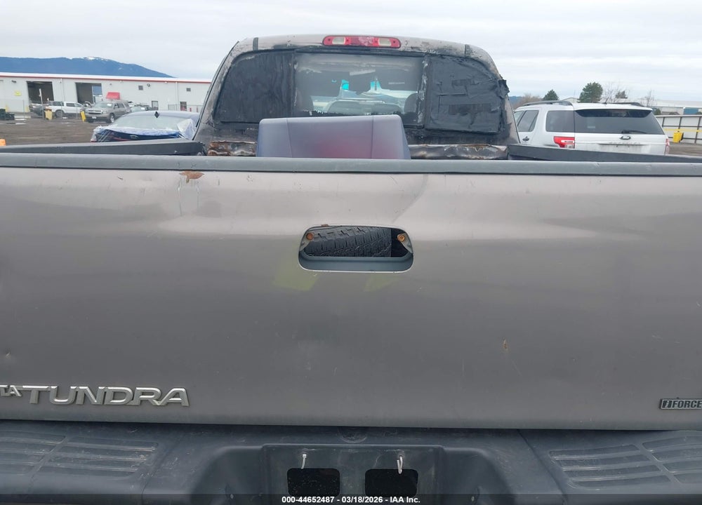 2001 TOYOTA TUNDRA SR5 V8 VIN: 5TBRT34151S209583