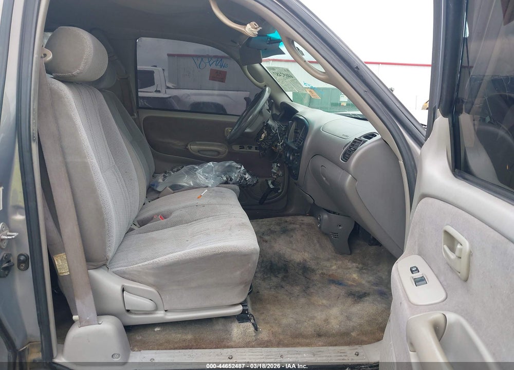 2001 TOYOTA TUNDRA SR5 V8 VIN: 5TBRT34151S209583